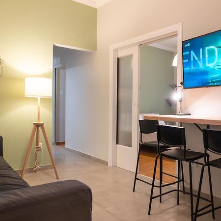 50 Steps Metro Kato Patisia Renovated Athens Apt Екстер'єр фото