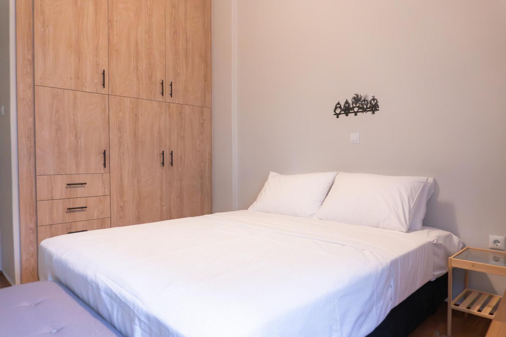 50 Steps Metro Kato Patisia Renovated Athens Apt Екстер'єр фото