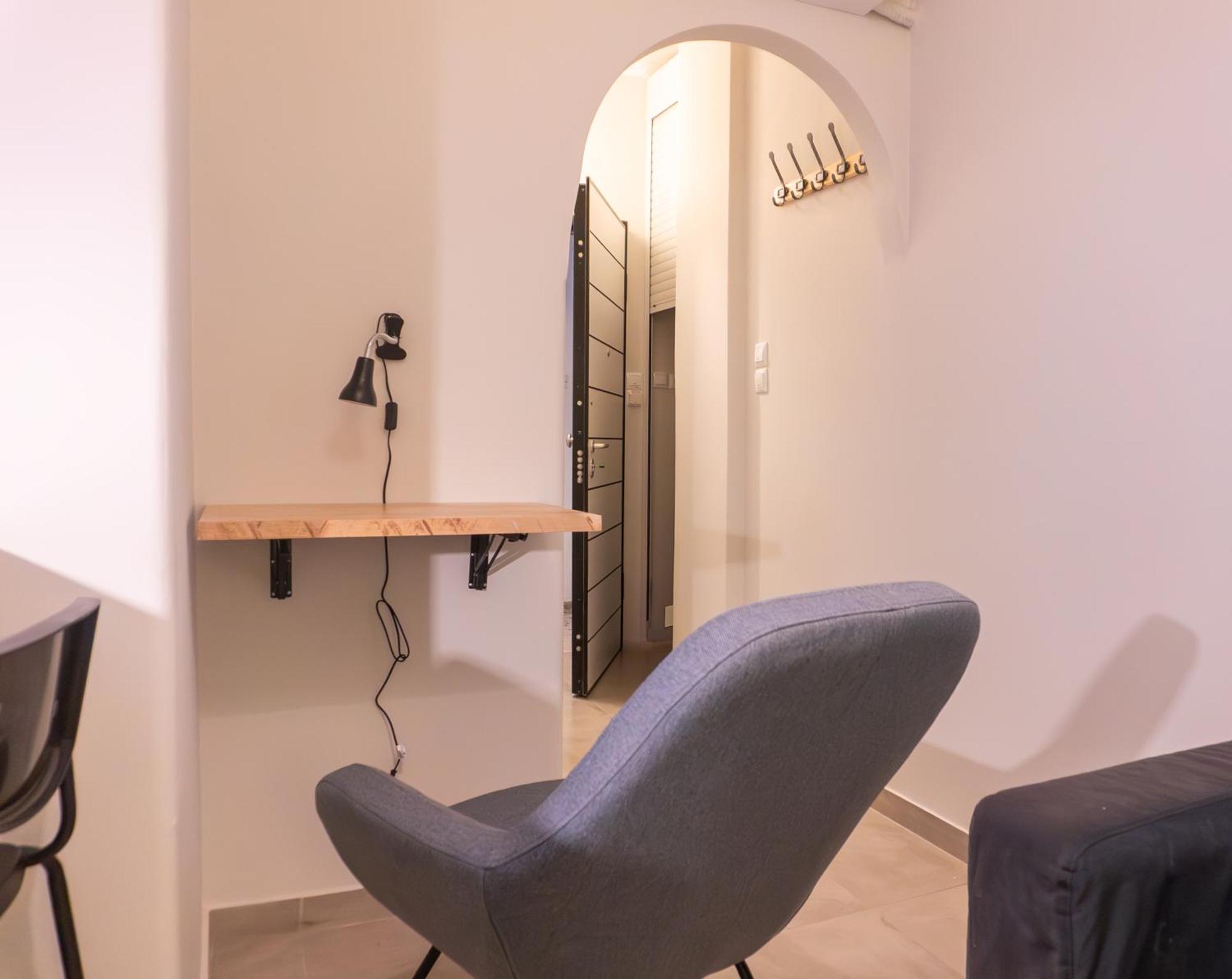 50 Steps Metro Kato Patisia Renovated Athens Apt Екстер'єр фото