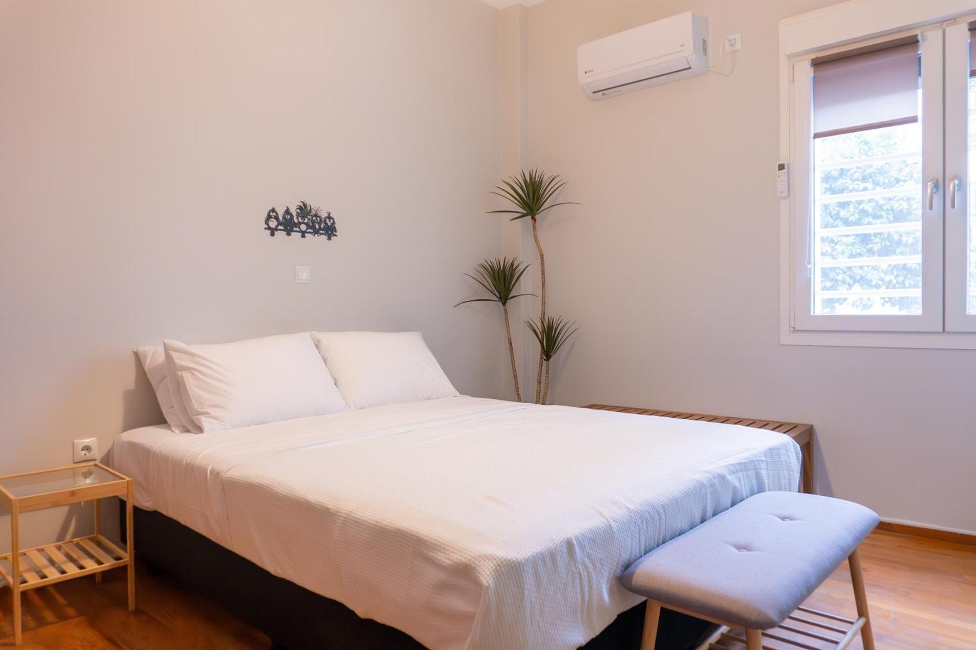 50 Steps Metro Kato Patisia Renovated Athens Apt Екстер'єр фото