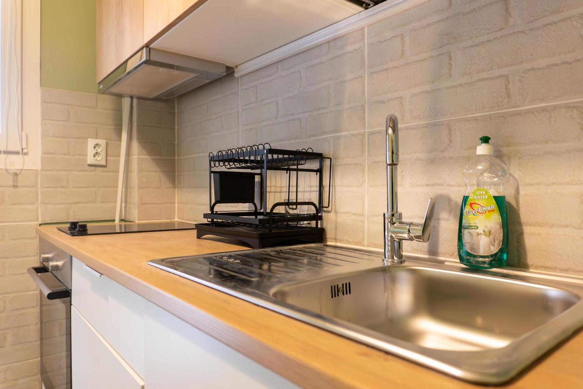 50 Steps Metro Kato Patisia Renovated Athens Apt Екстер'єр фото