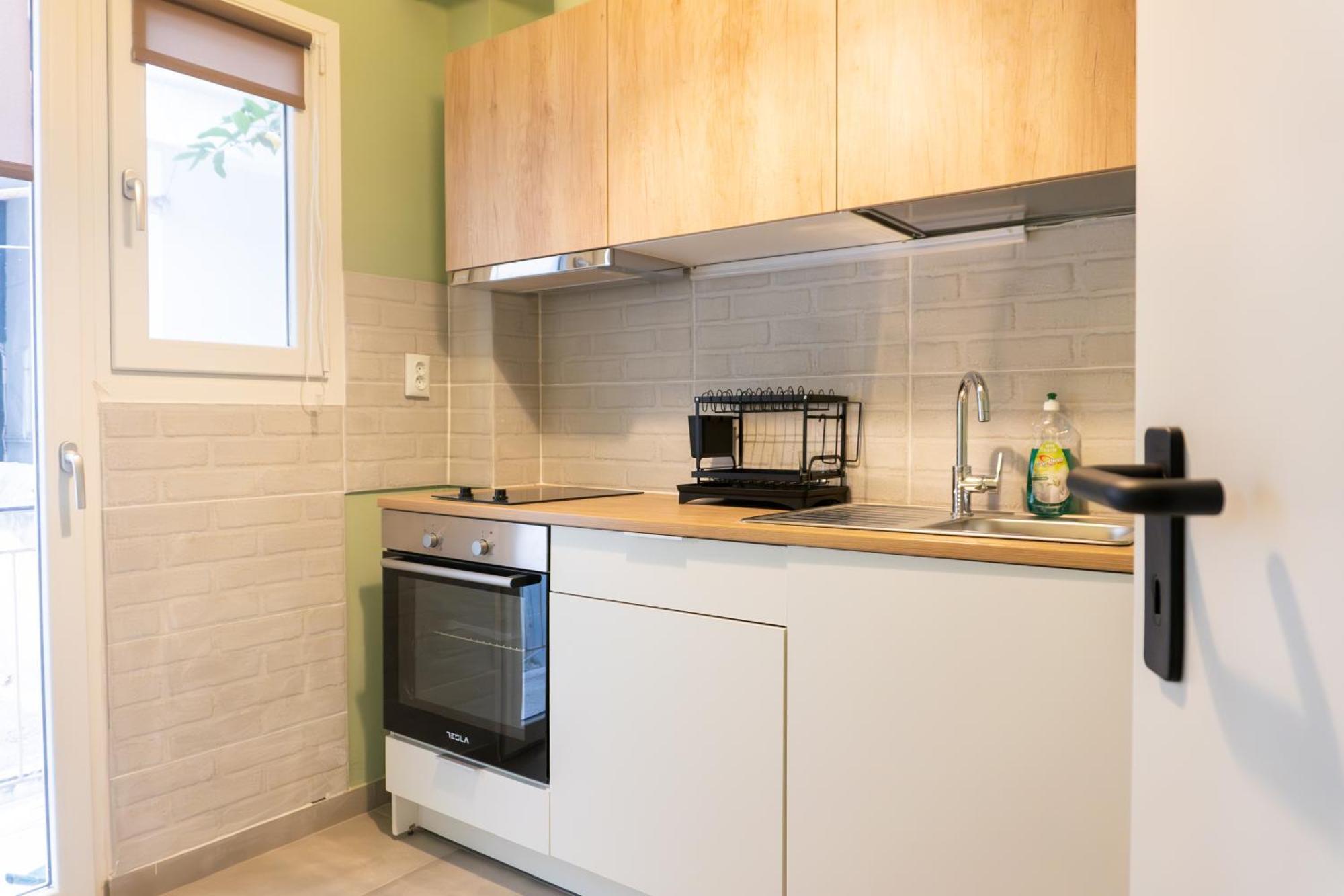 50 Steps Metro Kato Patisia Renovated Athens Apt Екстер'єр фото