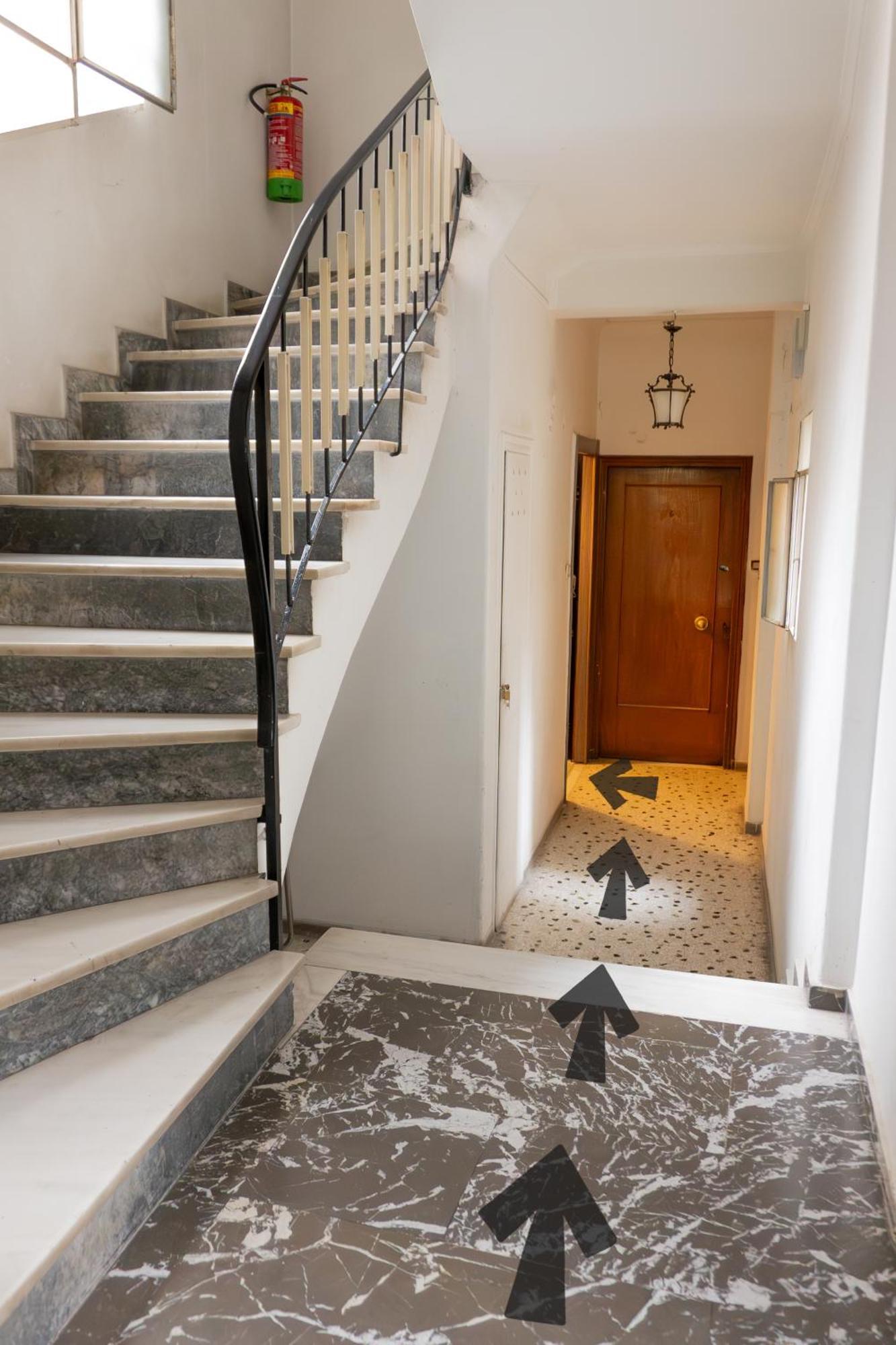 50 Steps Metro Kato Patisia Renovated Athens Apt Екстер'єр фото